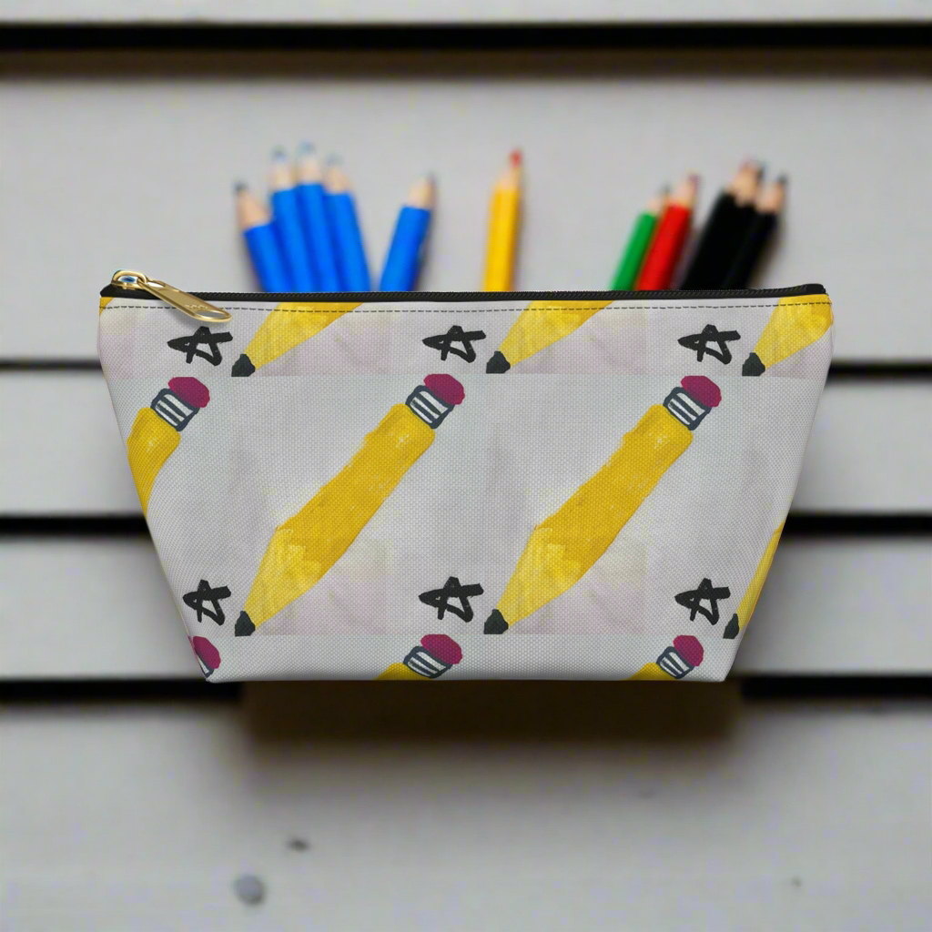 Accessory Pouch w T-bottom